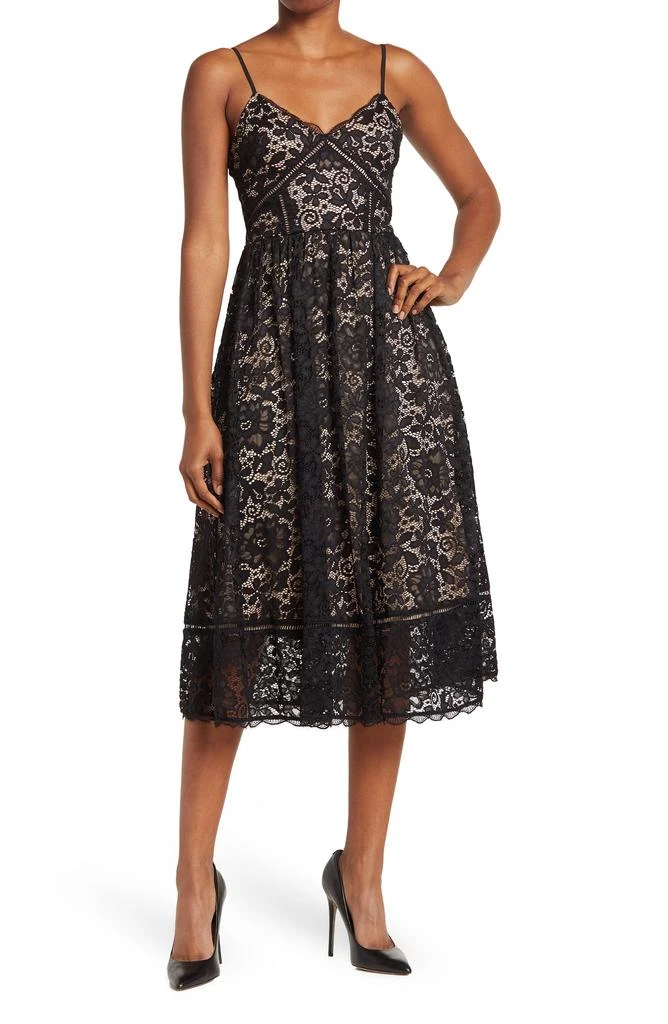 used lace wedding dress Reem Acra main image 1