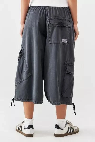 BDG BDG Detroit Washed Black Cropped Cargo Pant 4
