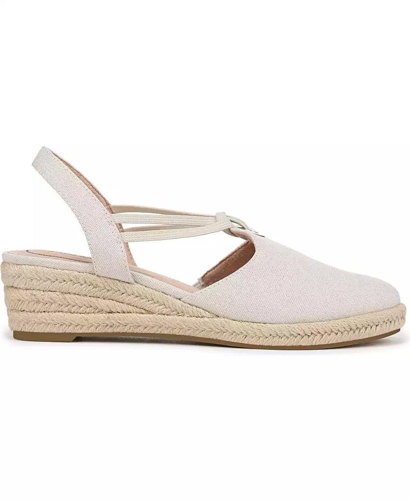 LifeStride Women's Kennedy Closed Almond Toe Wedge Espadrilles