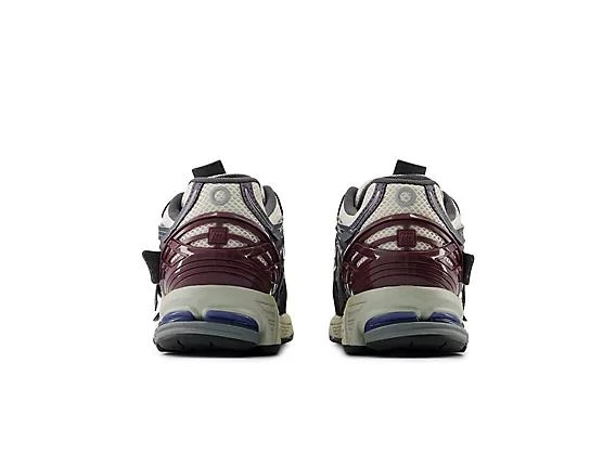New Balance 1906A 5