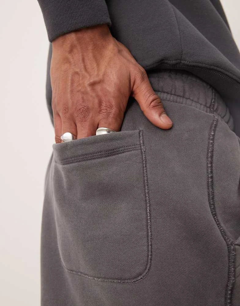 Abercrombie & Fitch Abercrombie & Fitch vintage wash open hem joggers in mid grey 5