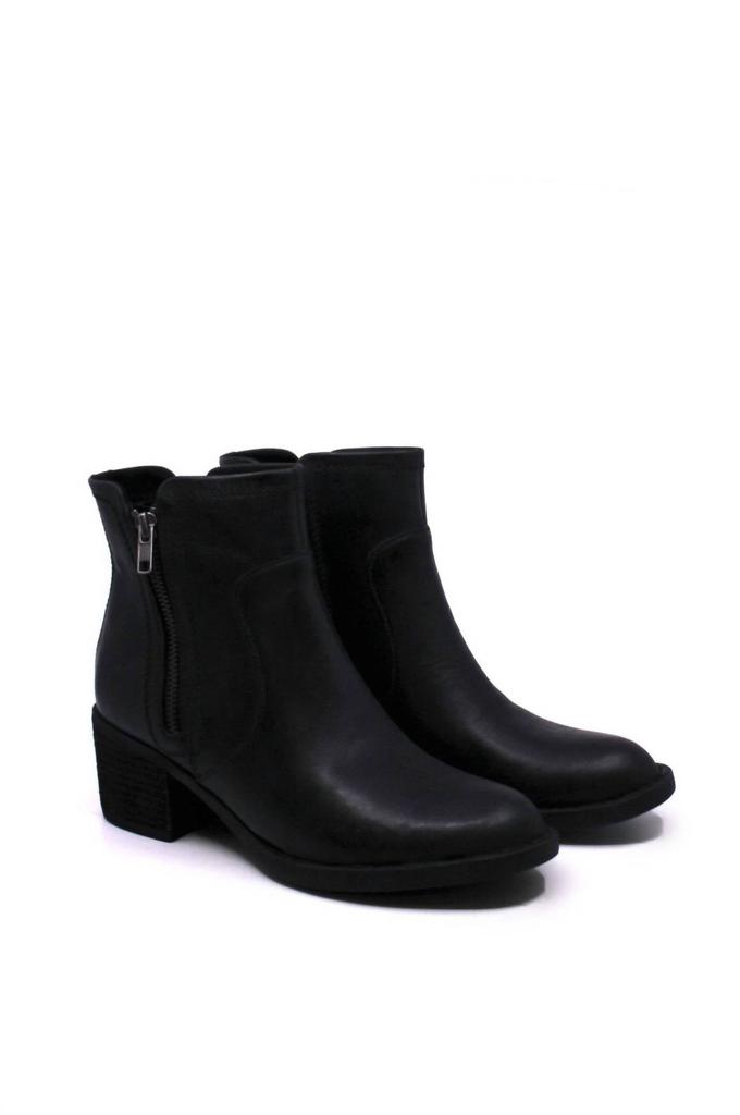 Born Women's Rigby Boots In Black