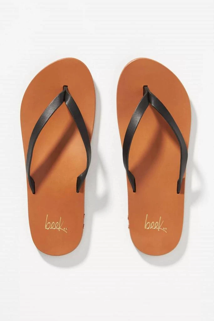 beek Women's Seabird Thong Sandal In Black/tan 2