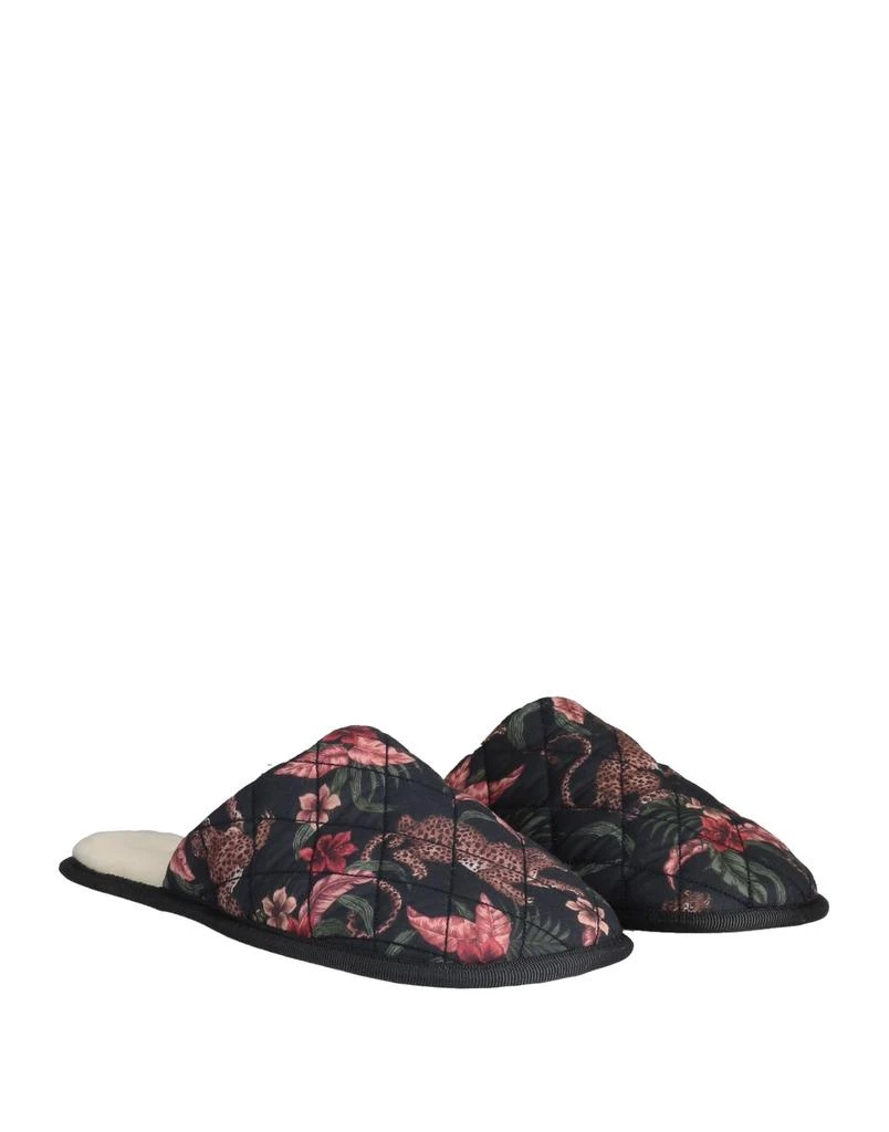 Desmond & Dempsey Slides and slippers 4