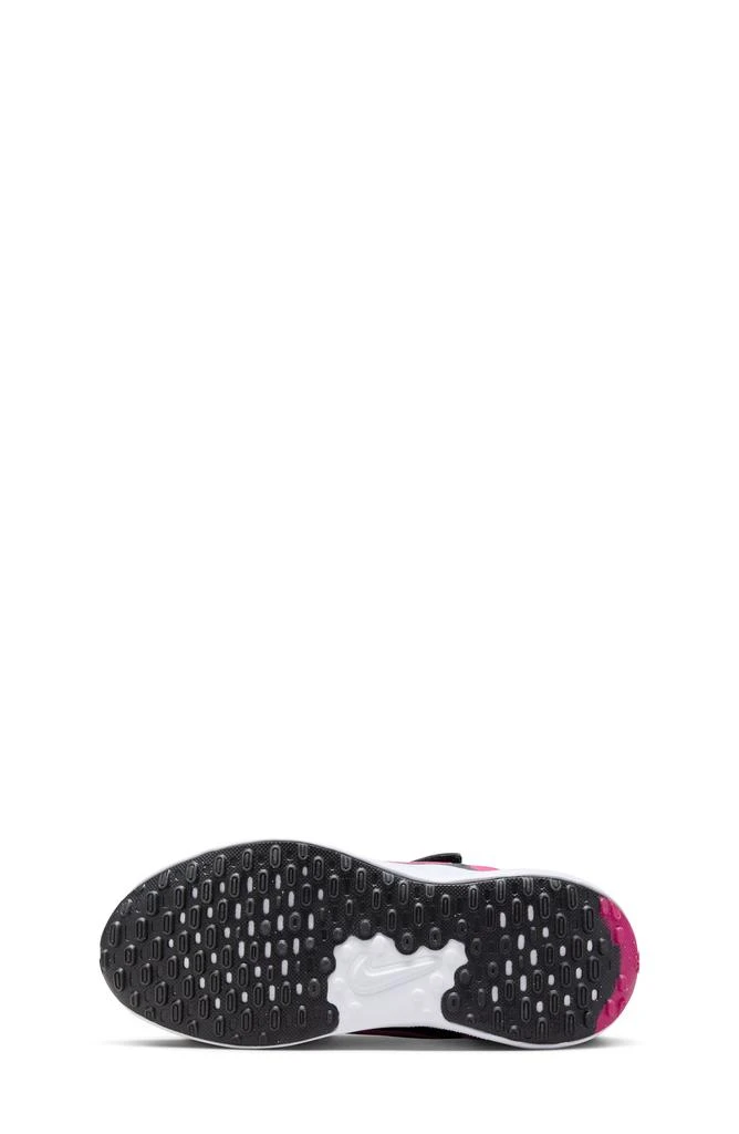 NIKE Revolution 7 Sneaker 4