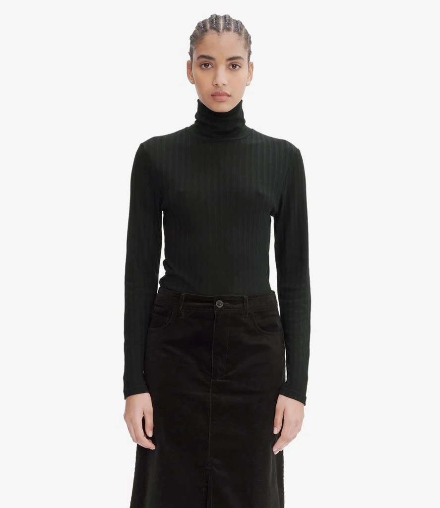 A.P.C. Assia top 1
