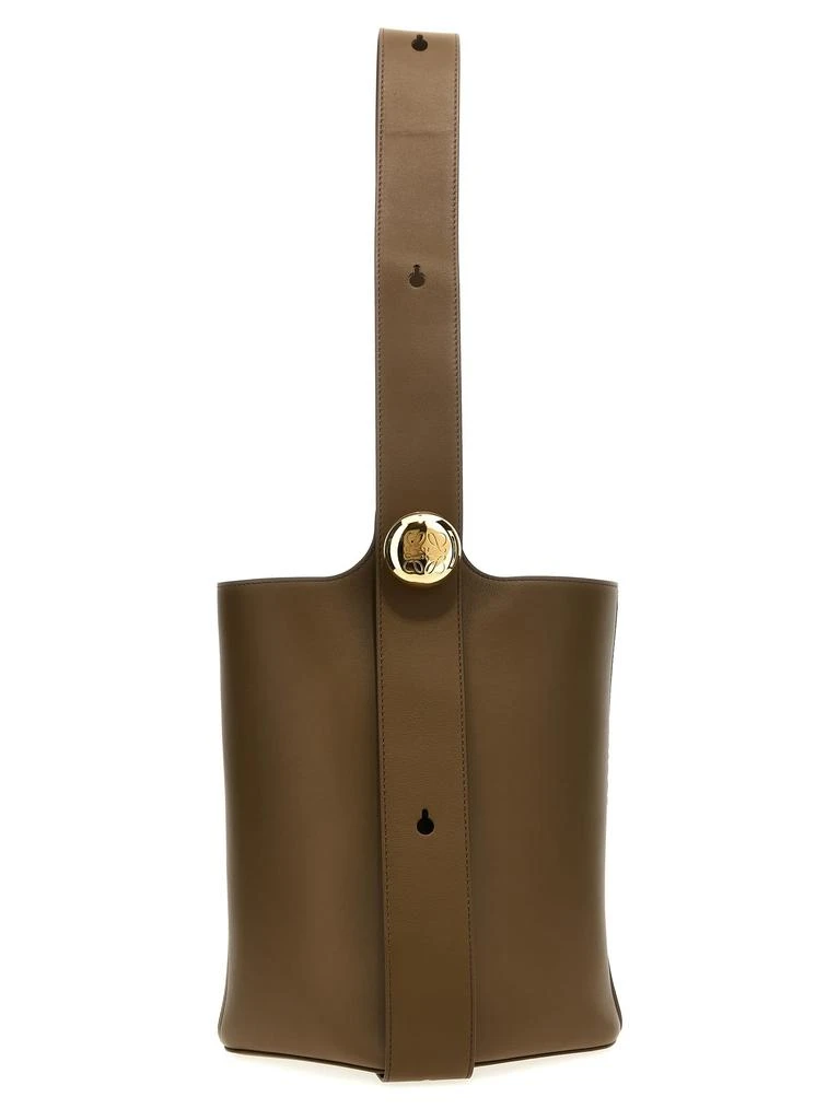 Loewe pebble Medium Bucket Bag 1