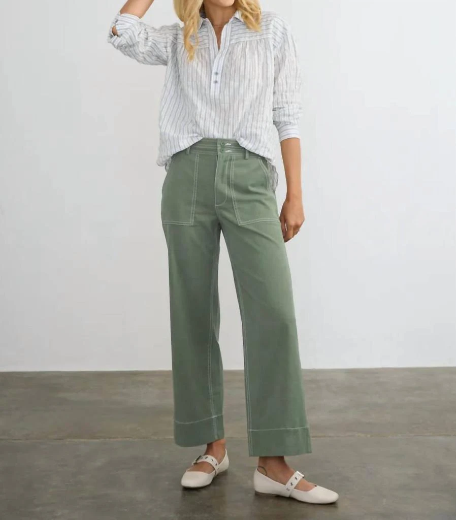 Margaret O
Leary Margaret O
Leary - Marina Popover Shirt 1