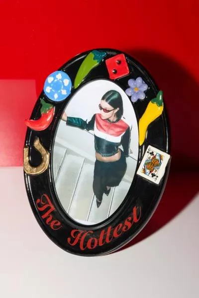 Urban Outfitters Vegas Oval 4" x 6" Picture Frame 1