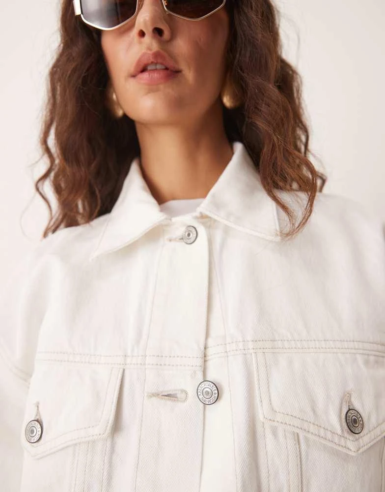 Abercrombie & Fitch Abercrombie & Fitch denim trucker jacket in white 3