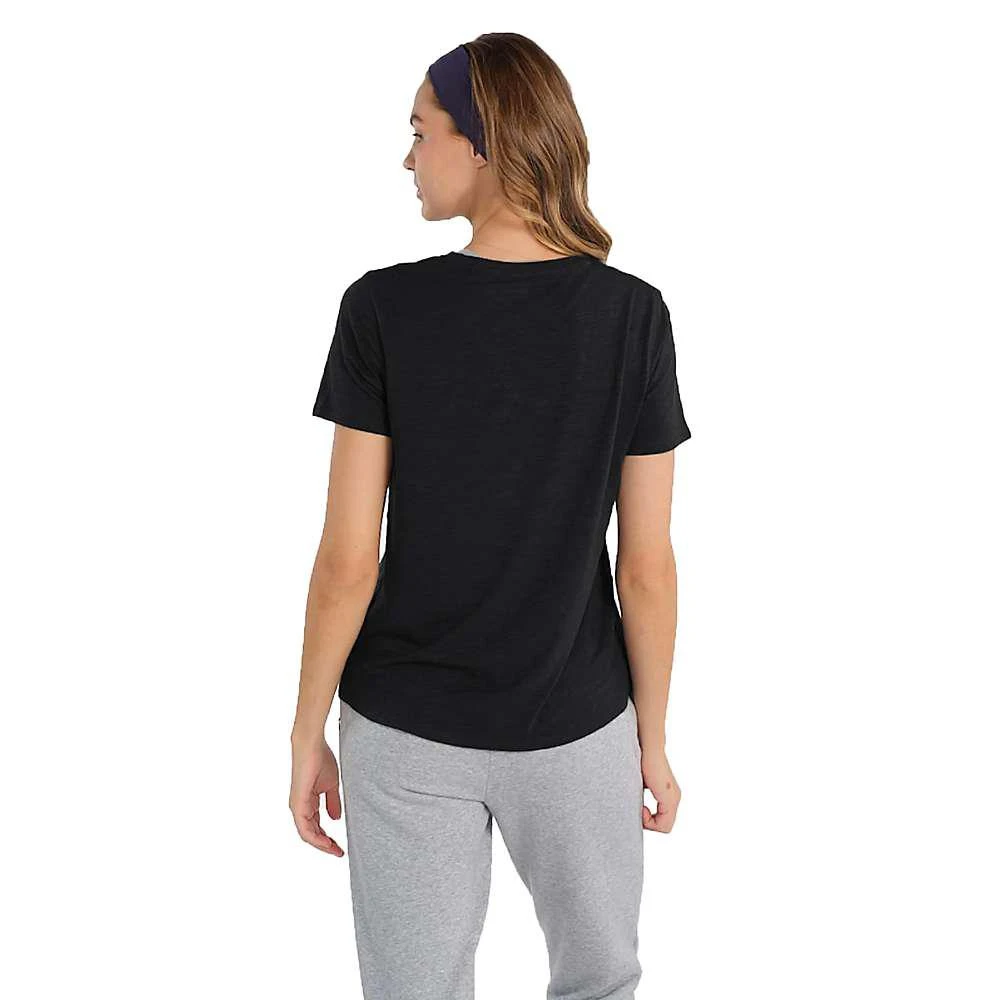 Tasc Performance Tasc Women's All Day V-Neck T-Shirt 4