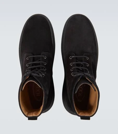Tod's W.G. Heritage Suede boots 4