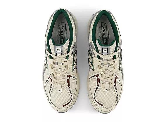 New Balance 1906R 4
