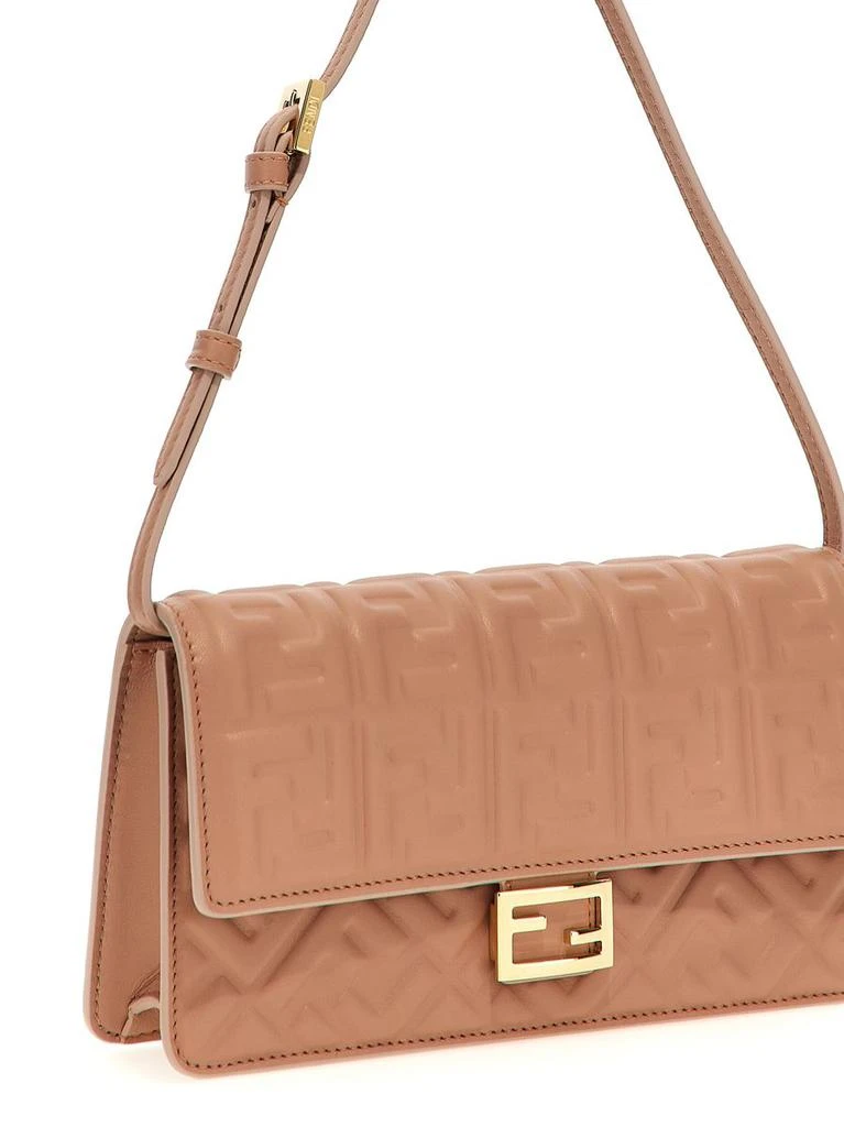 Fendi Fendi 'Baguette' Wallet On Chain 3