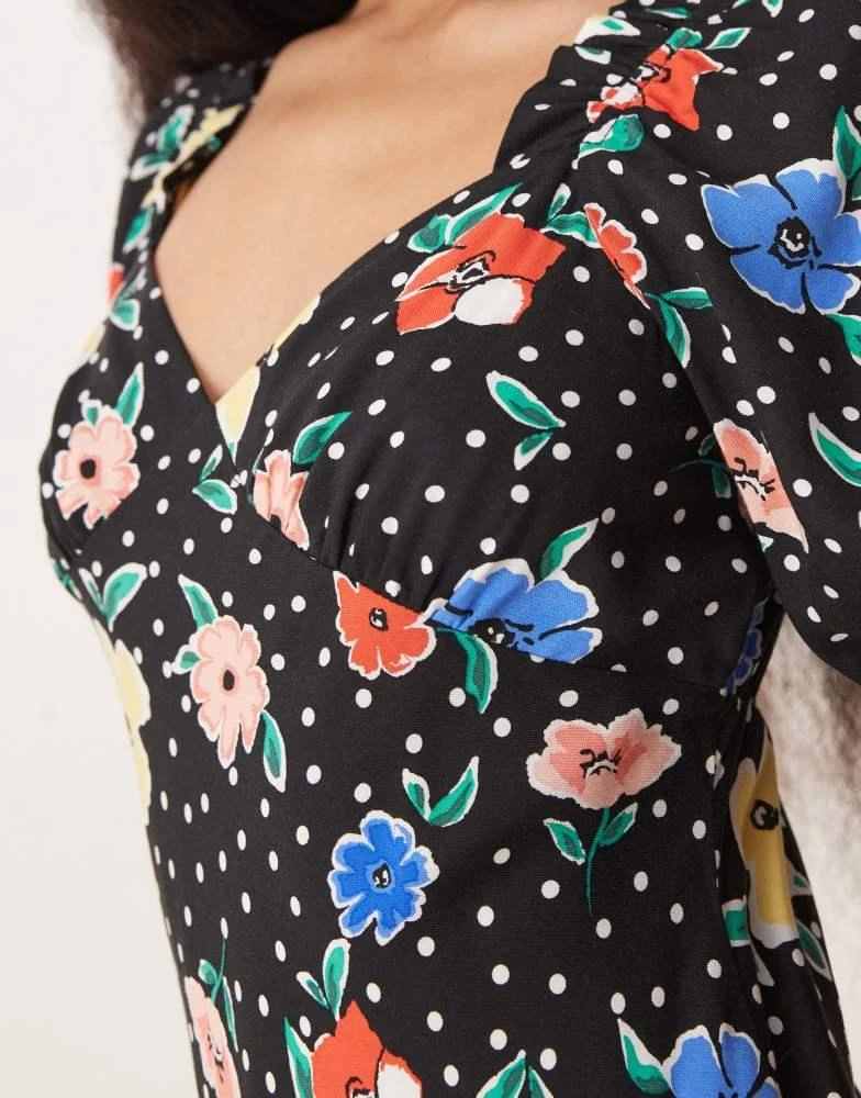 Miss Selfridge Miss Selfridge Petite midi tea dress in floral print 4