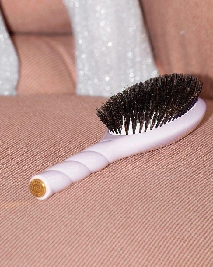 La Bonne Brosse N.01 The Large Universal Shine 
Care Hair Brush - Lilac Pink 6