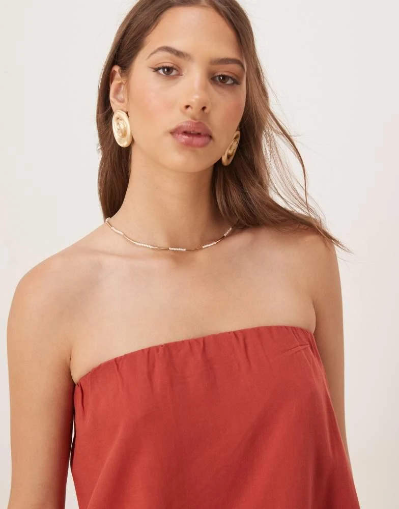 ASOS ASOS DESIGN linen blend trapeze bandeau top in brick red 4