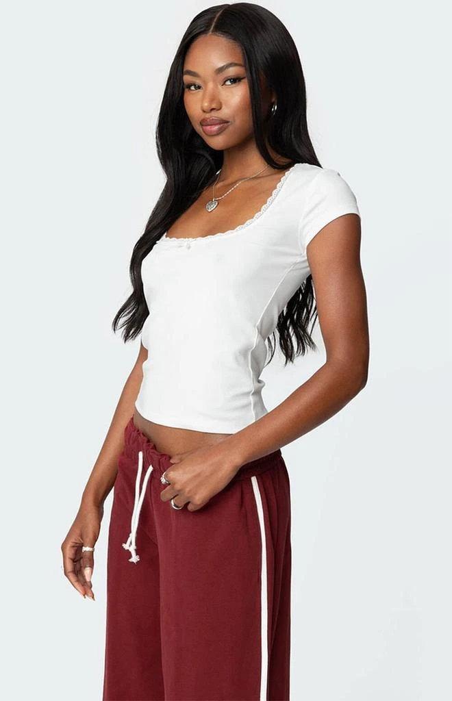 Edikted Priscilla Lace Trim T-Shirt 3