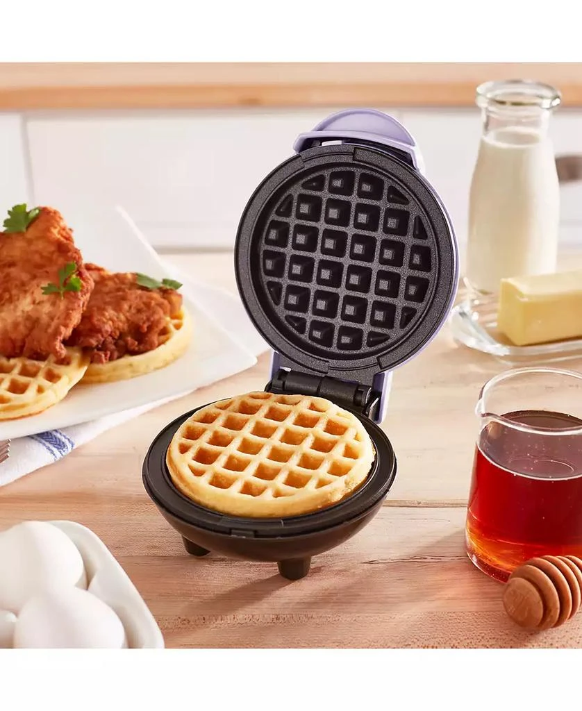 Dash DMW001 Mini Waffle Maker 5