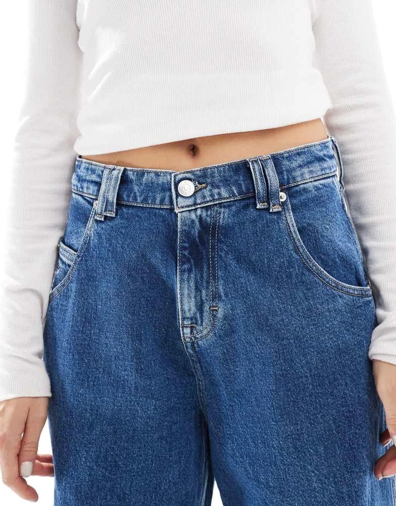 Tommy Jeans Tommy Jeans Daisy low baggy jeans in mid wash 5