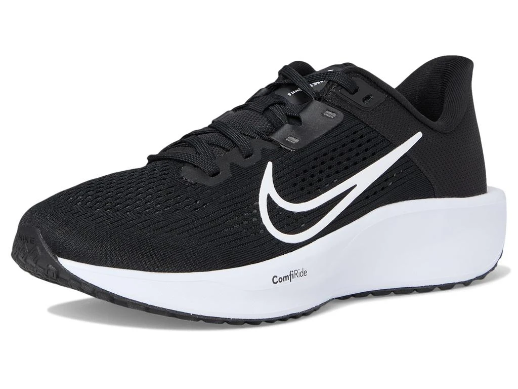 NIKE Quest 6 7