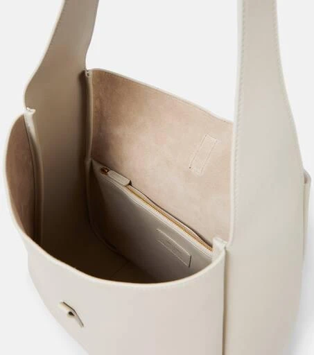 Yves Saint Laurent Le 5 à 7 Supple Large leather shoulder bag 3