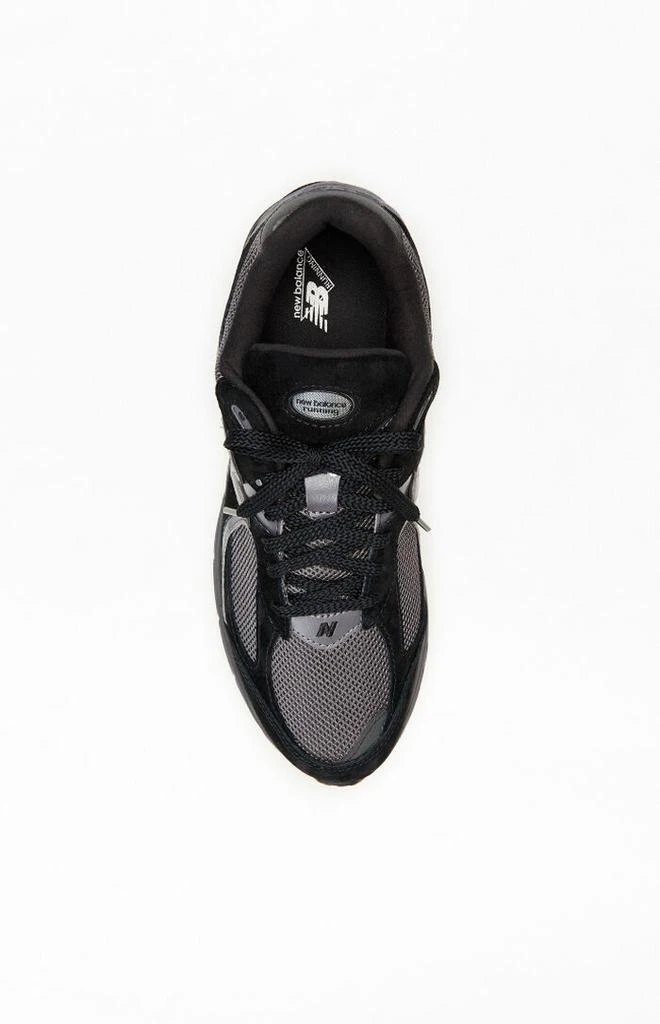 New Balance Black 2002R Shoes 5