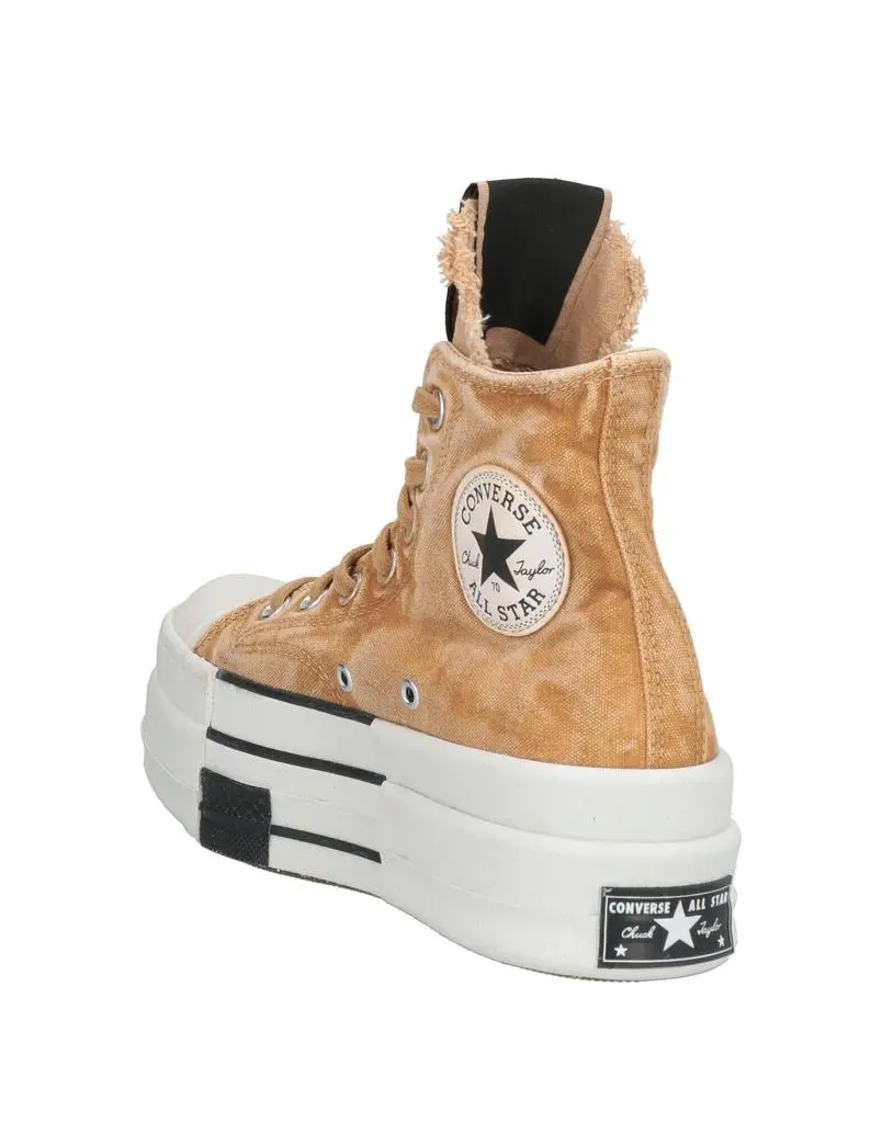 Converse Sneakers 3