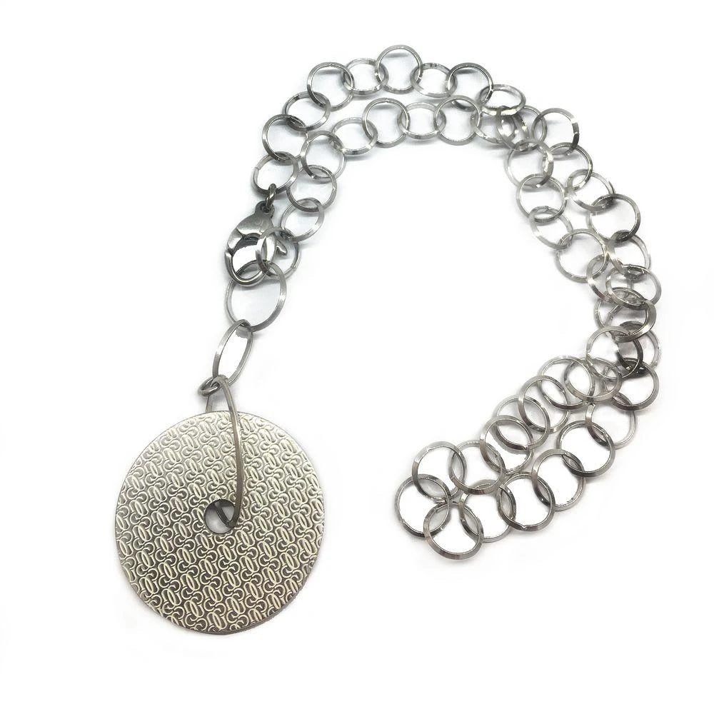 GC Stainless Steel Women
s Necklace