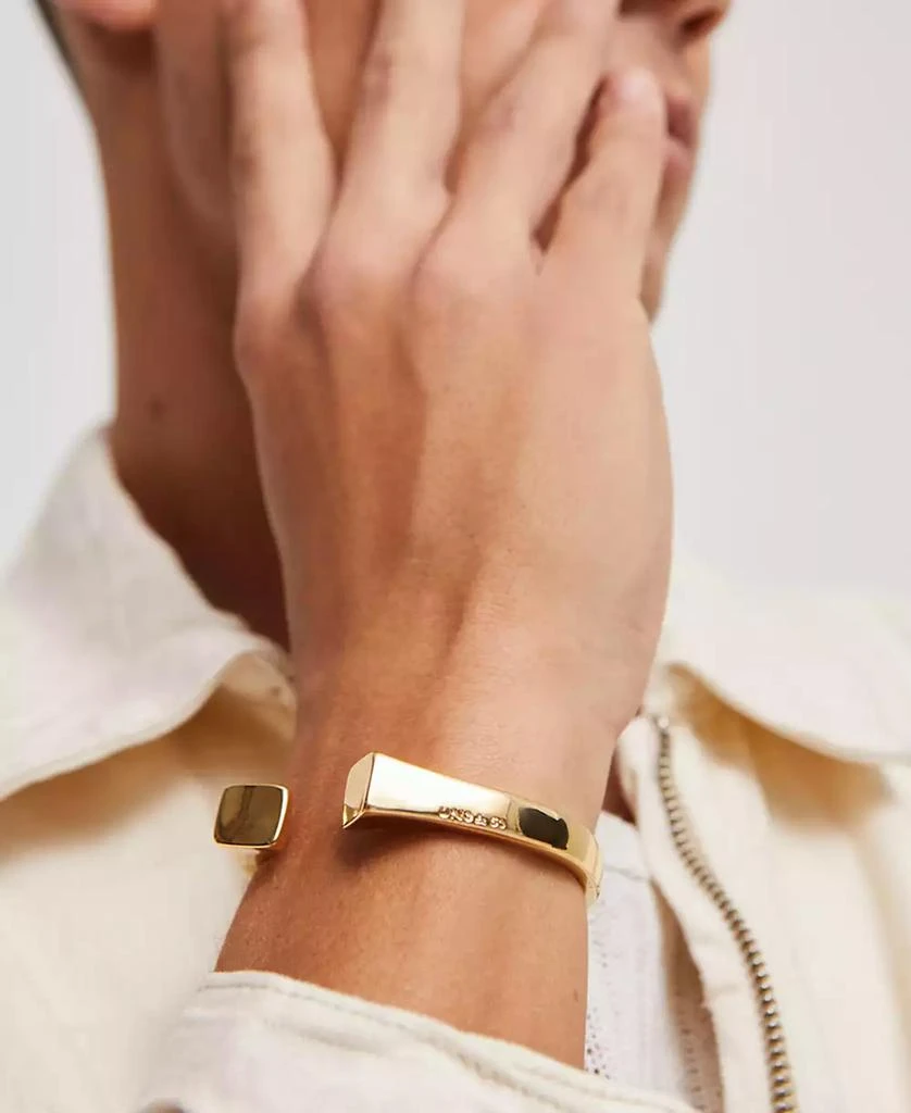 UNOde50 Metal Alloy Bracelet Plated in 18K Gold with Smooth Finish and Square Ends 4