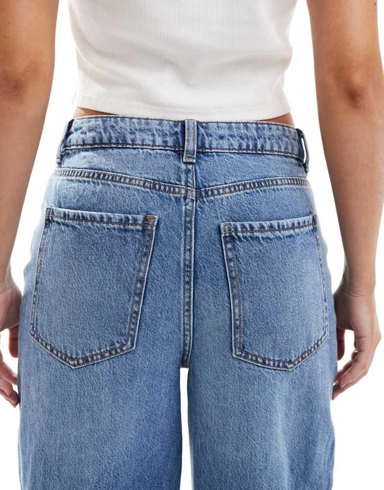 New Look New Look Adalae wide leg jean with rips in mid blue 4