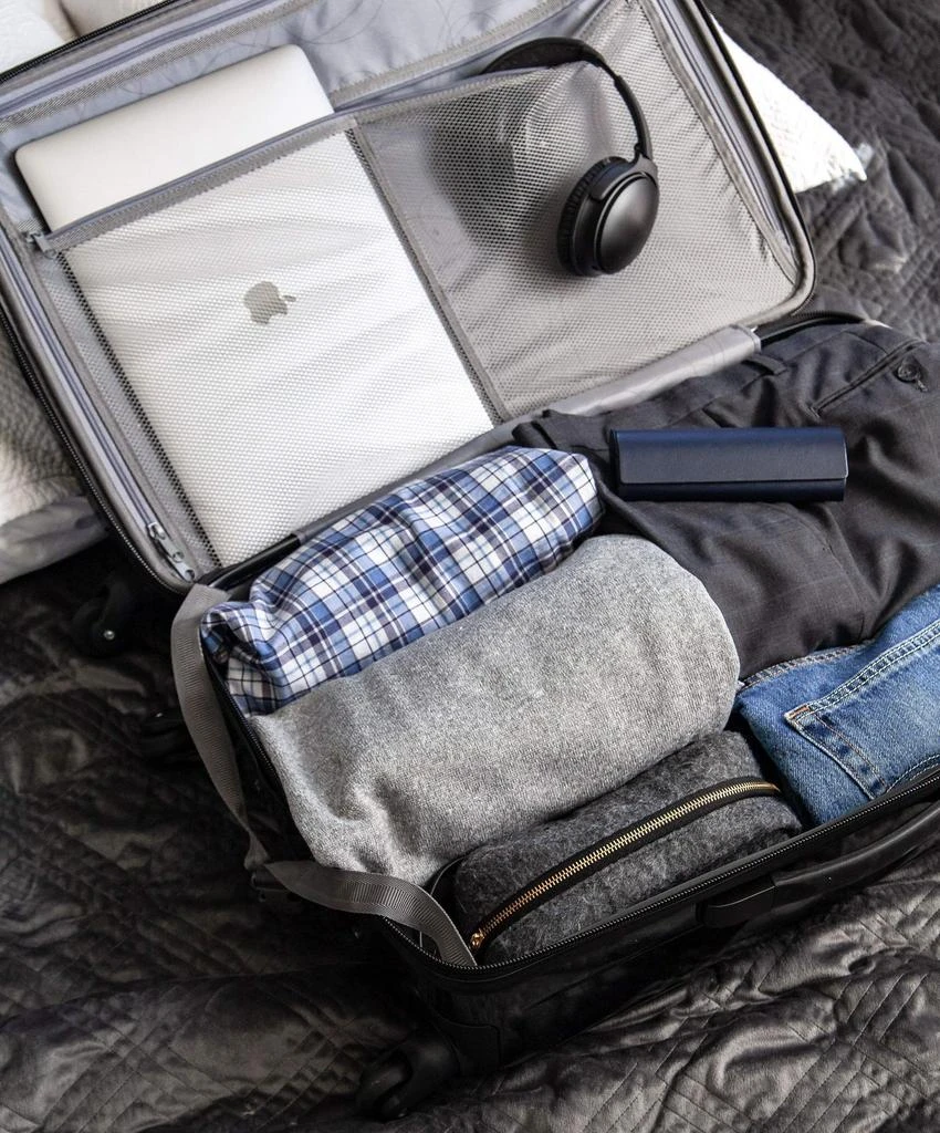 Samsonite Samsonite Winfield 2 Hardside Expandable Luggage with Spinner Wheels, Charcoal, Checked-Medium 24-Inch 3
