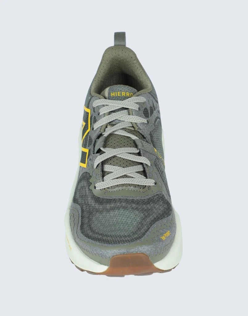 New Balance Sneakers 4