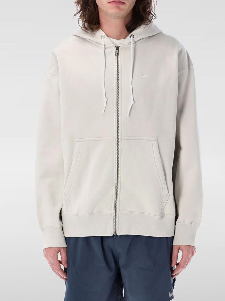 nike sweater outfit men