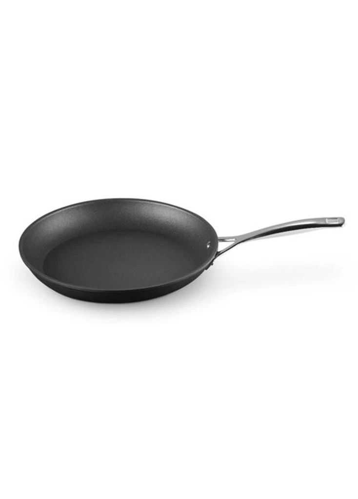 Le Creuset Toughened non-stick shallow frying pan 30cm 2