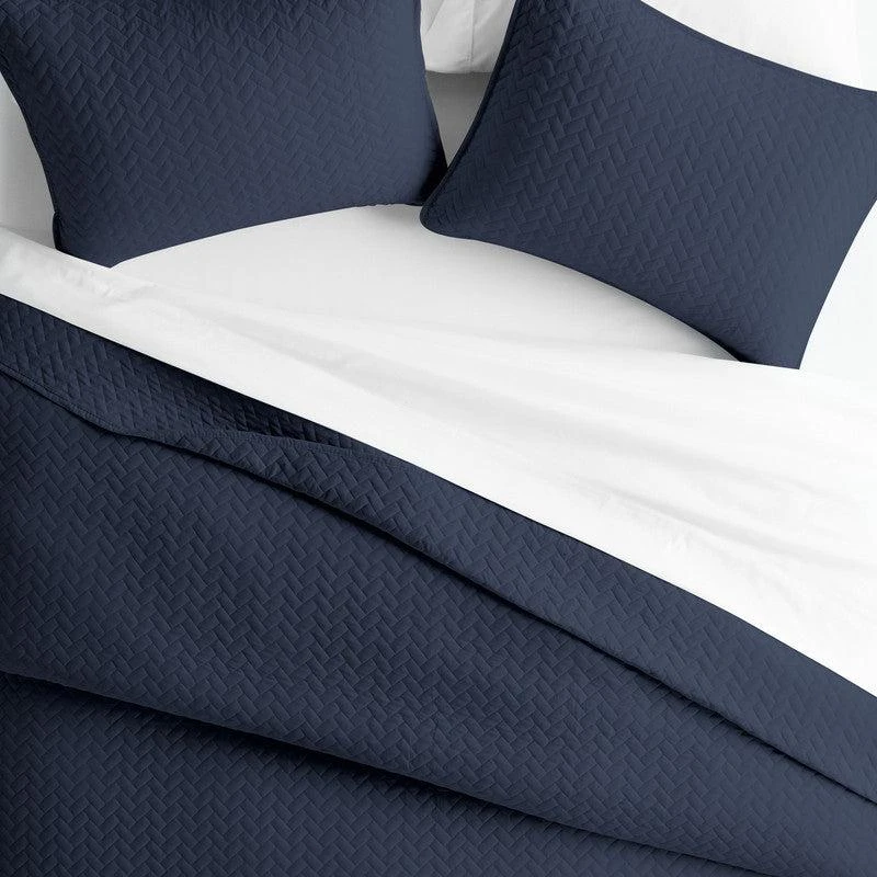 IENJOY HOME Herringbone Stitch Navy Quilt Coverlet Set Contemporary Ultra Soft Microfiber Bedding 1