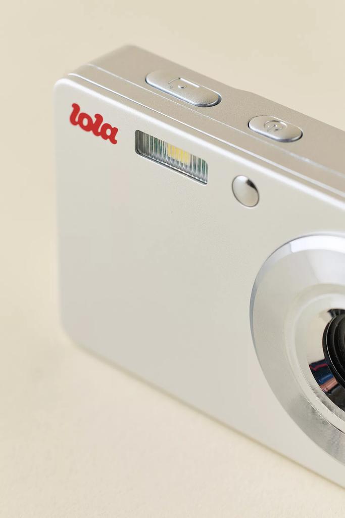 Lola Lola Essential Digital Camera Bundle - Free Shipping