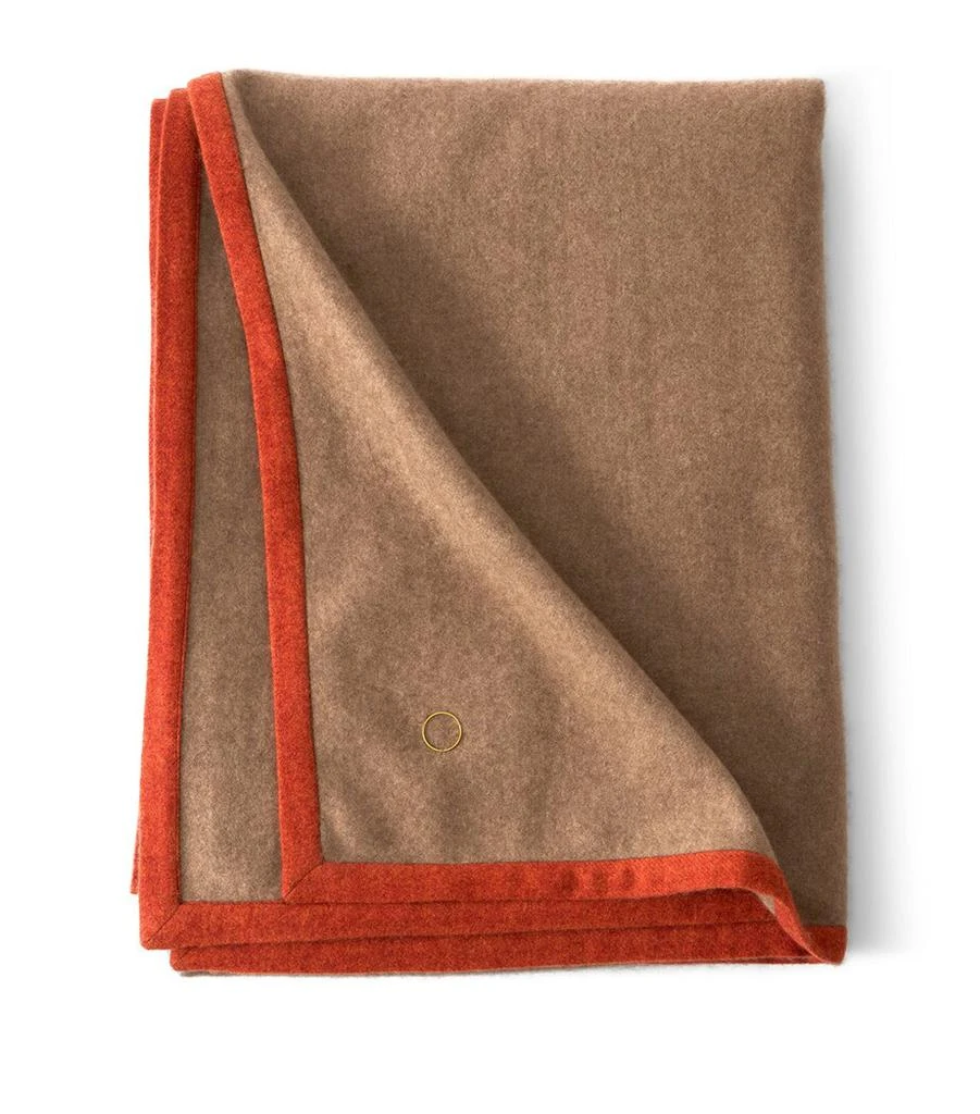 Oyuna Cashmere Arteno Throw (200cm x 145cm) 1