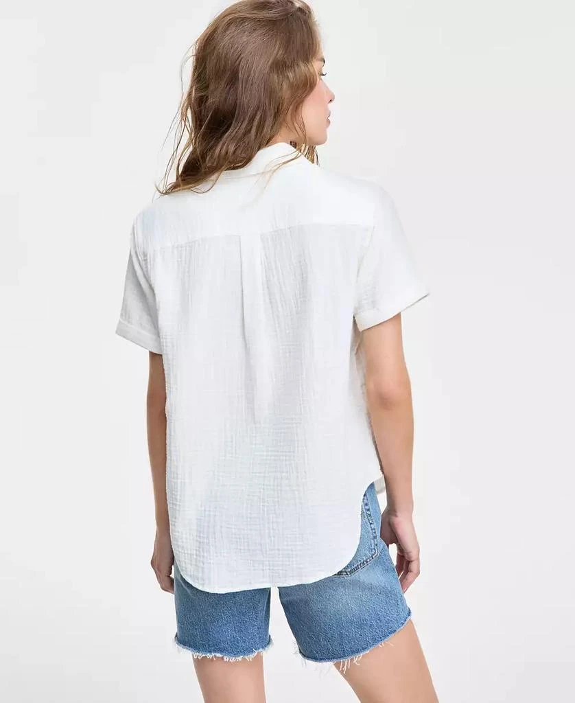 Levi's Women's Darlene Short-Sleeve Utility Shirt 4