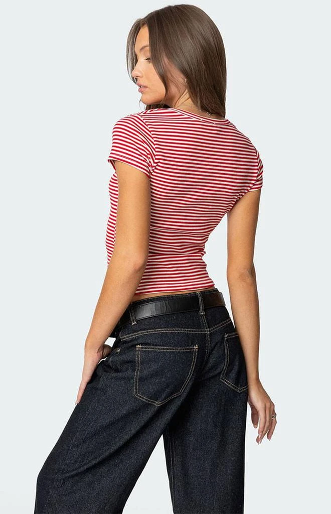 Edikted Kady Striped Henley T-Shirt 4