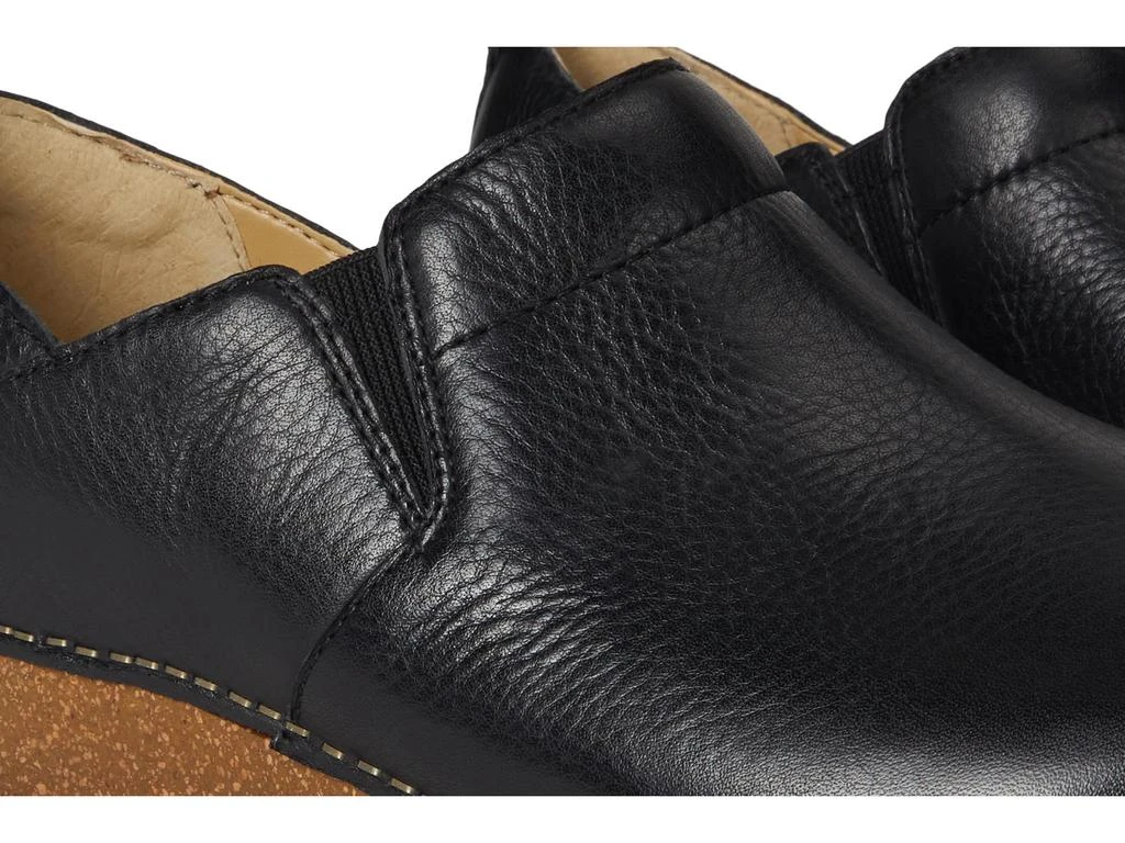 Dansko Meara 6