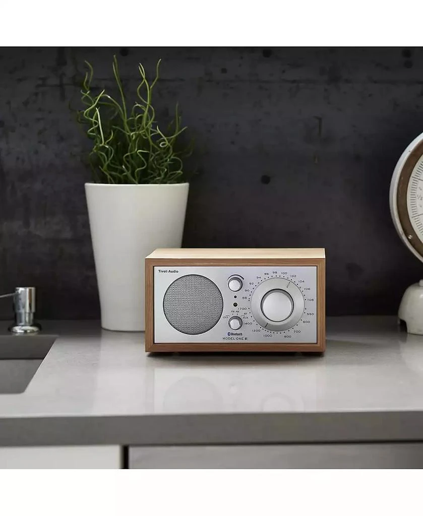 Tivoli Audio Model One Bluetooth AM/FM Radio
Speaker 8