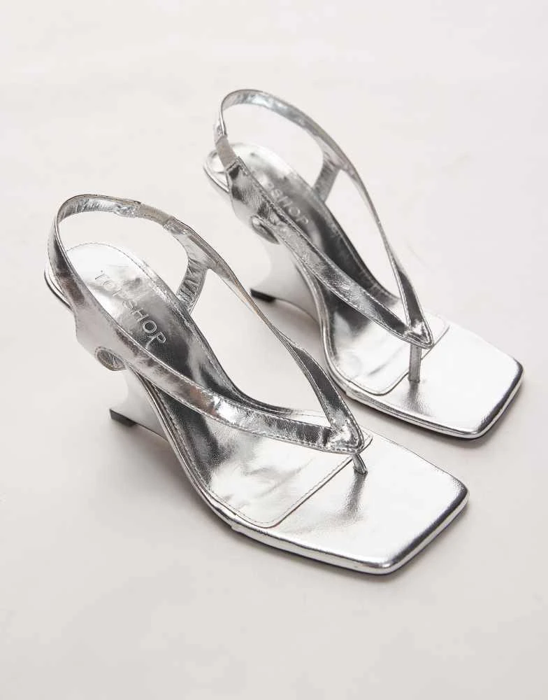 Topshop Topshop Indie wedge sandal in silver 1