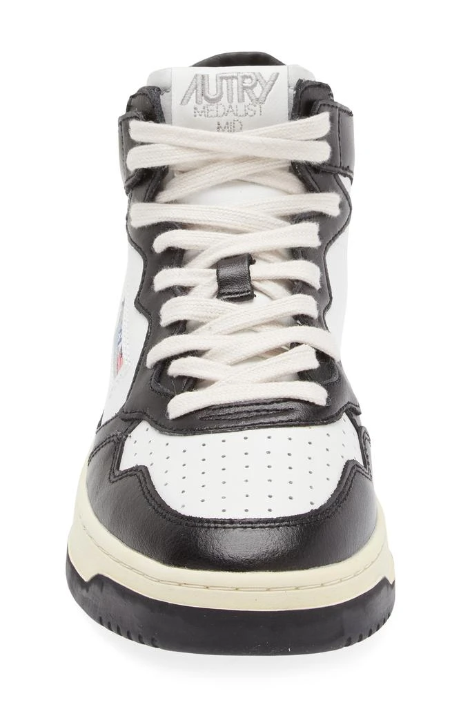Autry Medalist Mid Sneaker 4