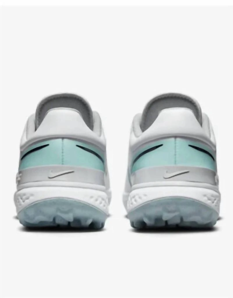 NIKE Women