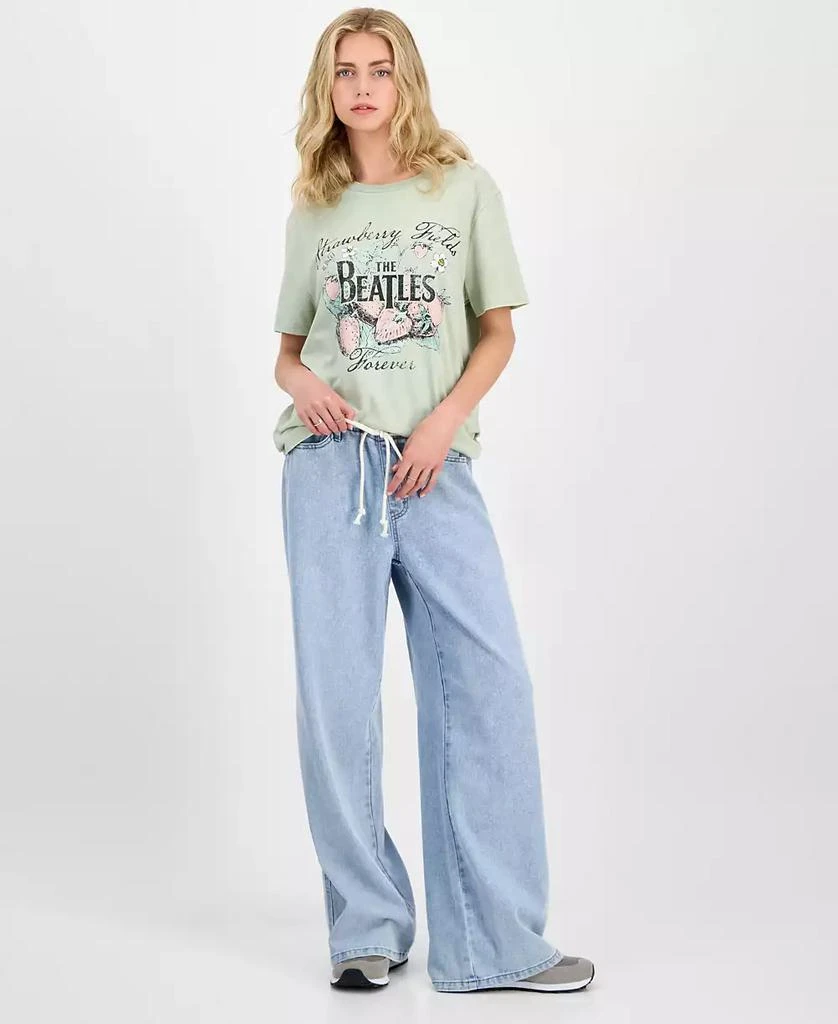 Love Tribe Juniors' The Beatles Strawberry Fields T-Shirt 2
