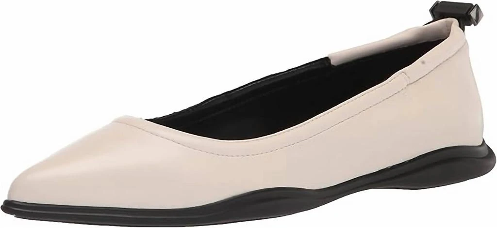 Vince Camuto Vince Camuto - Women's Bendreta Ballet Flat 2