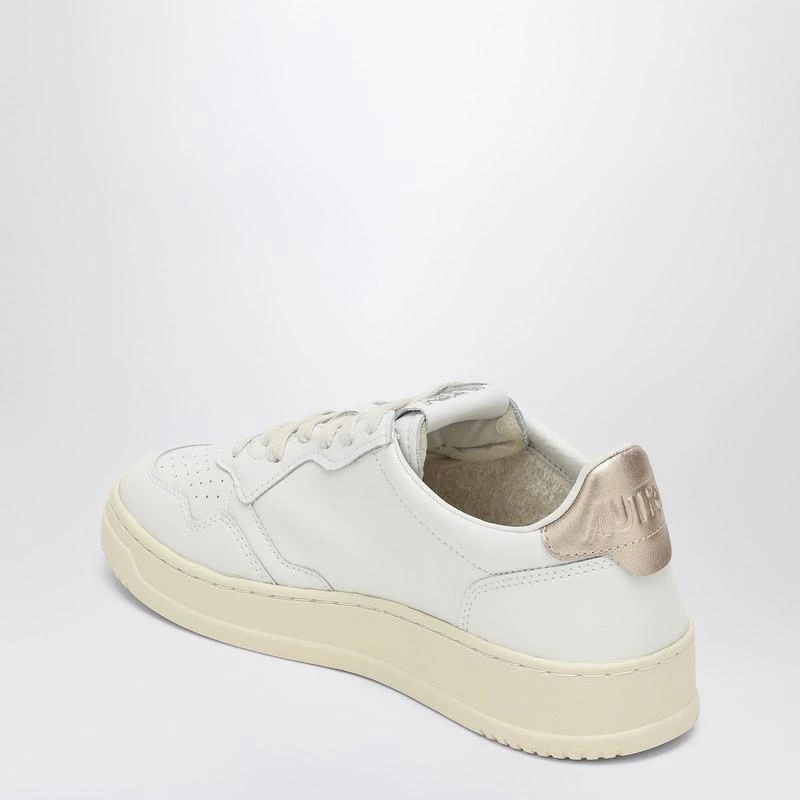 Autry Medalist white/gold leather trainer 4