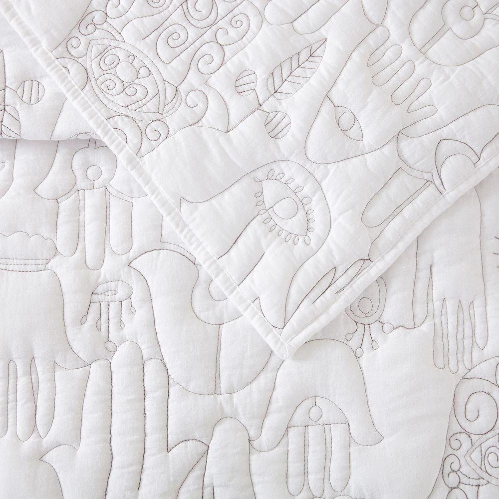 Justina Blakeney Hamsa Quilt Set, King 4