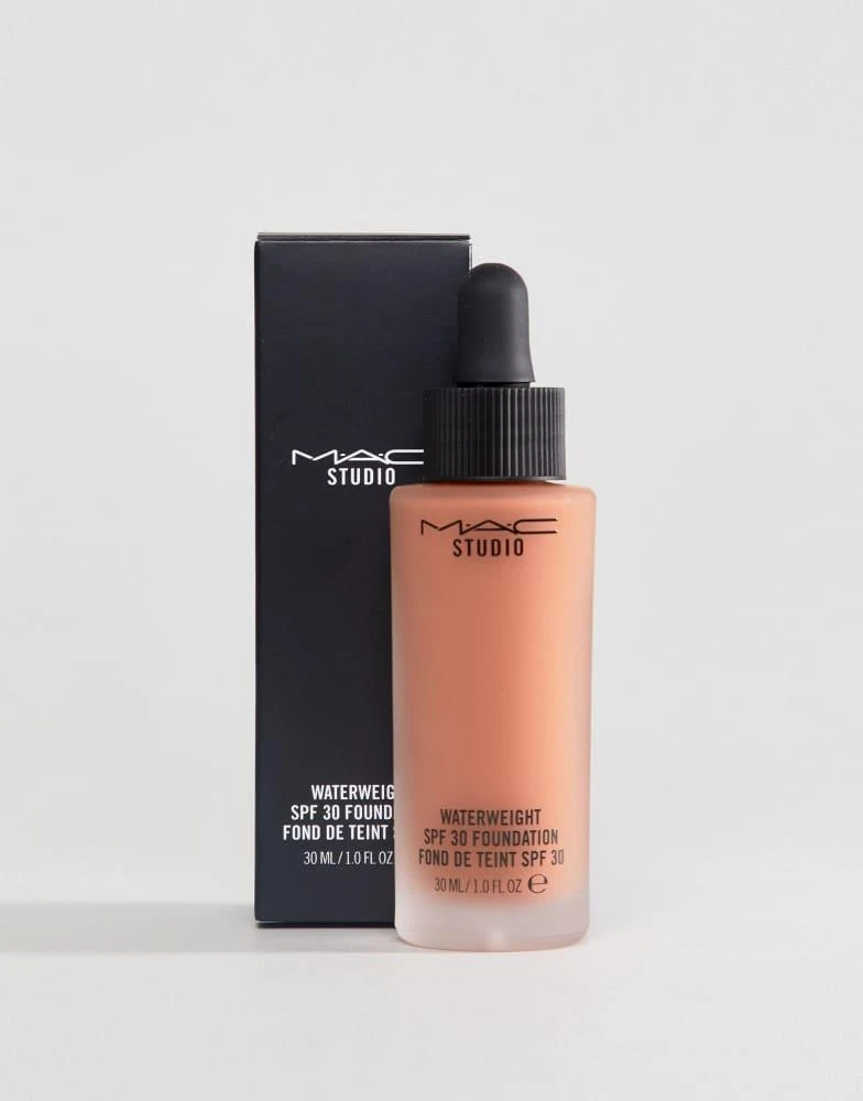 MAC MAC Studio Waterweight SPF 30/PA++ Foundation 24
